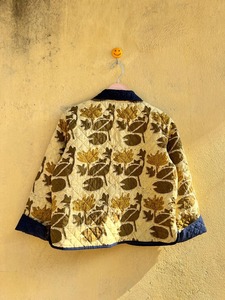 Chaqueta acolchada con estampado floral amarillo para mujer, manga corta, longitud tres cuartos, cuello vuelto, estilo otoñal - Product Image 6