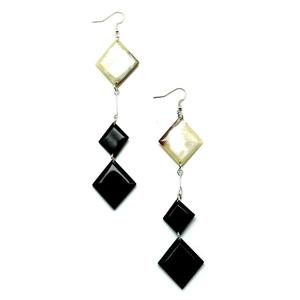 Boucles d'oreilles créoles artisanales en corne de buffle, naturelles, polies, légères, bijoux de mode bohème pour femmes et jeunes filles, usage quotidien - Product Image 1