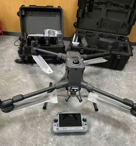 Drone Matrice 400 avec LiDAR, radar MmWave et capteurs de vision fisheye pour faible luminosité, système de drone industriel UAV M400 RTK en stock - Product Image 1