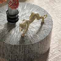 Meuble d'appoint décoratif de luxe avec incrustation artisanale en nacre naturelle brillante, table d'appoint