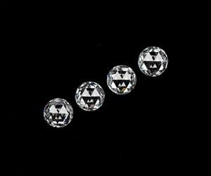 Diamants blancs clairs cultivés en laboratoire, taille brillant ronde, 0,98 CT, 4,0 MM [4 pièces] Certifiés IGI CVD0030 - Product Image 1