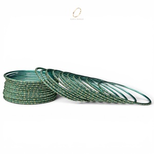Collection de Bracelets de Luxe Verts en Acier Inoxydable pour Femme, Plaqué Or avec Cristaux, Élégants pour Mariage et Cérémonies, Vente en Gros - Product Image 3