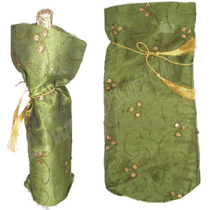 ถุงผ้าออร์แกนซ่าสีดำพิมพ์โลโก้ตามสั่ง ขายส่ง สำหรับใส่ขวดไวน์ เป็นมิตรกับสิ่งแวดล้อม ทนทาน ใช้ซ้ำได้ พร้อมเชือกผูก เหมาะสำหรับงานแต่งงาน - Product Image 1