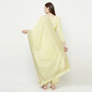 ผ้าชุดเดรส Safaa สำหรับผู้หญิง ผ้าฝ้ายลายเลมอน ทอแบบ Chikankari แบบยังไม่เย็บ พร้อมผ้าคลุมไหล่ - Product Image 4