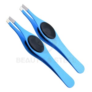Expert Slanted Edge Tweezer for Shaping Brows and Ingrown Hair <b>Removal</b> with Easy Control Silicone Thumb Pads - Product Image 2