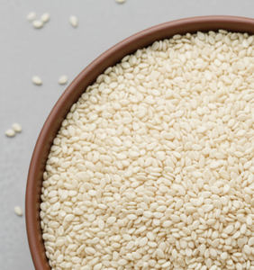 Graines de sésame blanches décortiquées naturelles de haute qualité, 100 % pures, grade A, sans additifs, prix de gros, approvisionnement en vrac pour l'exportation en Inde - Product Image 3