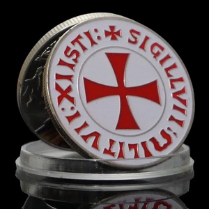 Moneda Conmemorativa Personalizada de los Caballeros Templarios, Cruz Templaria Roja, Chapada en Oro, Estilo Religioso Tradicional, 2026 - Product Image 2