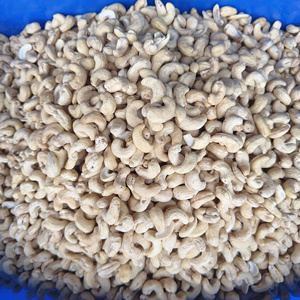 Fabricación de Nueces de Anacardo Crudas Ww210 Ww240 de Vietnam, Exportadas al por Mayor a Asia y Oriente Medio - Product Image 1