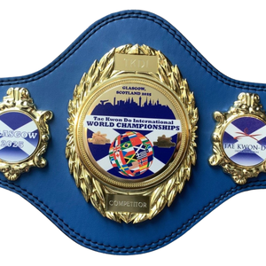 Cinturón de Campeonatos Mundiales de Taekwondo con Emblema Dorado y Cuero Azul de Primera Calidad, Personalizable, Cinturón de Título para Competidores - Product Image 2