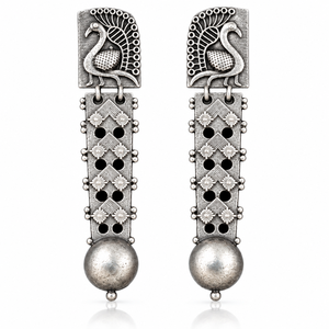 Fournisseur en gros de boucles d'oreilles pendantes en laiton plaqué argent antique, forme animalière paon, pour femmes |   ARTS JEWELS ER-04 Vente en gros pour mariages - Product Image 3