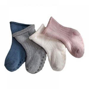 Calcetines para Bebé de Tela Suave y Transpirable de Primera Calidad, Ideales para Recién Nacidos y Niños Pequeños, para Uso Diario, Dormir y Actividades de Juego - Product Image 2