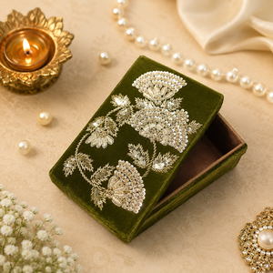 Caja de Joyería de Terciopelo Bordada a Mano para Novias, Diseño de Chooda Kaleere, Caja de Almacenamiento de Joyas, Estuche de Regalo para Bodas Indias - Product Image 3