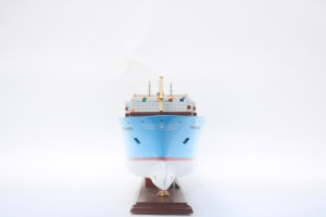 Maqueta de Buque Portacontenedores de Madera Hecha a Mano - Réplica a Escala de Buque de Carga Comercial para Decoración de Escritorio - Product Image 1