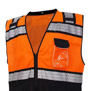 Gilet de sécurité haute visibilité entièrement personnalisé avec logo, poches et bandes réfléchissantes pour hommes, avec emballage personnalisé - Product Image 6