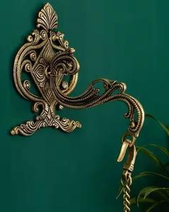 Crochet mural double en métal noir mat de qualité supérieure pour salle de bain, cuisine, entrée – Durable et gain de place - Product Image 4