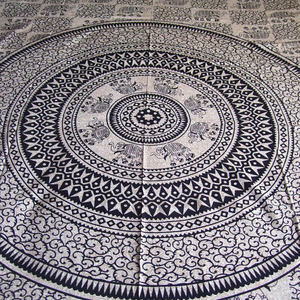 Colcha de Algodón con Mandala de Elefantes en Blanco y Negro, Tapicería Étnica con Estampado a Bloques, Cubrecama Doble, Estilo Bohemio Tradicional Indio - Product Image 1