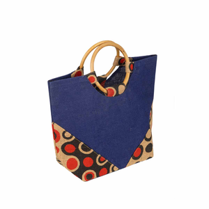 Bolsa de Yute Azul Mediana Eco-World con Diseño de Puntos Rojos y Asas de Madera para Uso Diario y Compras - Product Image 1