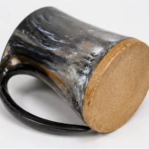 Jarra Vikinga para Cerveza Hecha a Mano, Ecológica, Sostenible, de Cuerno de Búfalo Natural, con Asa, Pulida a Mano - Product Image 5