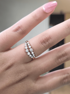 Bague double ouverte en diamant rond cultivé en laboratoire 0,35 ct, sertie de clos en or, bijoux fins contemporains pour femmes - Product Image 1