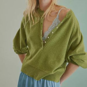 Lightweight Custom Henley Knitted Sweater Women Green Button Up Knit Sweater Full Sleeve Casual Autumn Solid Color 100% Acrylic - Product Image 3