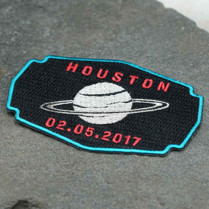 Parche Bordado en 3D Personalizado de Fábrica, Tela de Secado Rápido de Alta Calidad, Colores Personalizados, Diseño de Moda OEM/ODM, Parches Grandes - Product Image 3