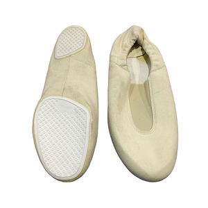 Nouvelles chaussures de gymnastique plates et extensibles pour adultes et enfants, avec semelle en caoutchouc et matériau en cuir, pour filles, garçons, femmes et hommes, prix de vente promotionnel - Product Image 2