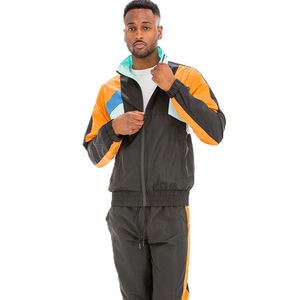 Conjunto Deportivo de Dos Piezas con Logotipo Personalizado, Chaqueta Cortavientos de Nailon y Pantalones Joggers Transpirables, Impermeables y Resistentes al Viento para Hombre - Product Image 4