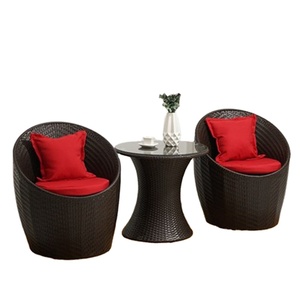 Ensemble chaise double et table pour l'extérieur Meubles de jardin en rotin et rotin pour la salle à manger dans le salon Hôtels et parcs - Product Image 2