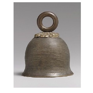 Campanas de Metal Estilo Granja con Acabado Rústico, Sonido Fuerte para Rastrear Ganado o Decorar, Diseño y Apariencia Exquisitos - Product Image 6