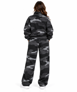 Ensemble de survêtement deux pièces pour femme, décontracté et confortable, avec pantalon de jogging, molleton demi-zip, broderie et personnalisation en maille, OEM ODM - Product Image 2