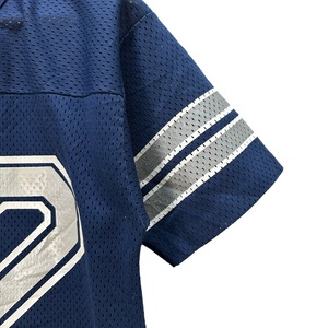 Chemise de sport en maille légère pour homme, respirante, confortable, vêtements de sport pour la salle de sport, la course à pied, la remise en forme et les activités quotidiennes - Product Image 6