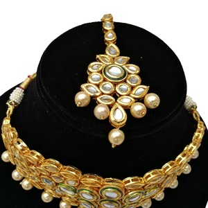 Collier choker indien classique pour femme, pour mariage, fiançailles, anniversaire, fête, vert, cristal traditionnel, Kundan, fausse perle, alliage d'or, cadeau - Product Image 3