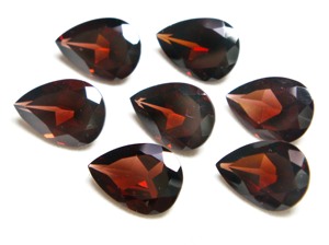 Lot de 7 pierres précieuses en grenat rouge naturel du Mozambique, taille poire 3A, 10x14mm, 49 carats, facettées, pour la fabrication de bijoux, en vrac, OEM GEMFORTE INC - Product Image 4