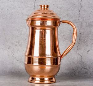 Ensemble de carafes en cuivre pour des configurations de repas élégantes à la maison, ensemble de service d'eau en métal avec verres, durable et réutilisable pour la cuisine et la salle à manger - Product Image 4
