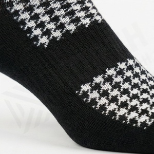 Crew <b>Socks</b> Houndstooth Pattern <b>Black</b> White Knitted Breathable Casual Adult Regular Style - Product Image 5