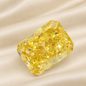 Diamante Amarillo Intenso de Laboratorio de 6.10 CT, Corte Radiante Premium, Certificado IGI VS1, Diamante Suelto para Joyería de Lujo - Product Image 1
