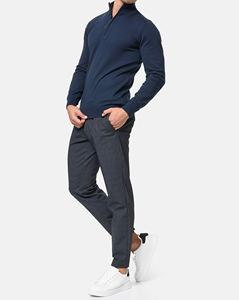 เสื้อสเวตเตอร์ถักทรงปกติสำหรับผู้ชาย สีพื้น คอกลม ผ้าฝ้าย 100% ป้องกันการยับ ซับในอย่างดี สวมใส่สบาย ความยาวปกติ สำหรับฤดูหนาว - Product Image 4