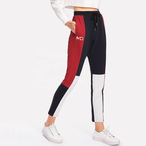 Conjuntos Deportivos de Dos Piezas Personalizados para Mujer, Trajes Deportivos, Ropa Deportiva Informal para Entrenamiento, Conjuntos Deportivos OEM de Nailon/Algodón - Product Image 2
