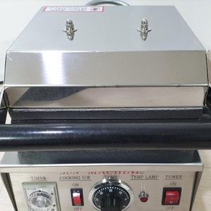 Máquina para Hacer Waffles Belgas Sun Machine, 4 Cuadrados, Eléctrica, Comercial, con Bandeja para Aceite (Posición Lateral), 220V/110V, 1 Año de Garantía, WER-350S2 - Product Image 2