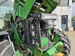 Tractor agrícola John Deere 6115-R All-Road Raptor - Product Image 3