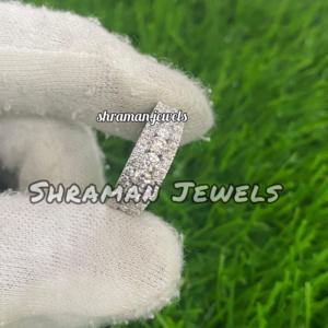 Anillo de Eternidad de Lujo en Oro Blanco Sólido de 14K con Moissanita y Engaste Pavé, Banda de 3 Hileras de Moda, Joyería de Regalo para Compromiso y Boda para Mujer - Product Image 3