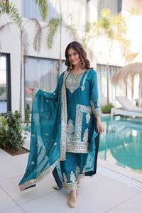 Conjunto especial para el mes de Eid y Ramadán, compuesto por Kurti de tela suave con bordado propio hasta la rodilla, Sharara Plazzo y Dupatta, para mujeres o niñas. - Product Image 4