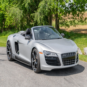Audi R8 V10 Spyder 2012 - Product Image 1