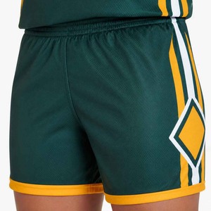 Ensemble d'uniformes de basketball personnalisés pour femmes, vert et or, maillot et short sublimés, respirant, séchage rapide, tenue d'équipe pour entraînement et match - Product Image 4