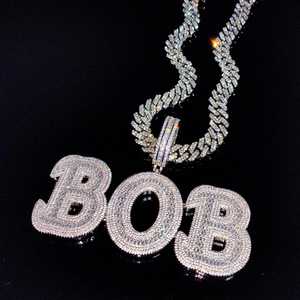 Colgante Personalizado con Letra en Plata de Ley 925 con Incrustaciones de Diamantes Moissanite VVS, Estilo Hip Hop Brillante para Uso Unisex - Product Image 2