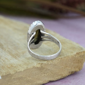 Natural Labradorite 925 Sterling <b>Silver</b> <b>Statement</b> <b>Rings</b> Long Oval Cabochon Gemstone Boho Vintage <b>Ring</b> Handmade Jewelry - Product Image 4