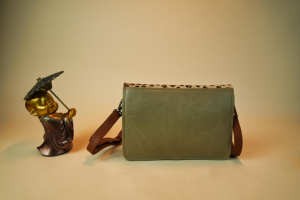 Nouveau Style cuir recyclé couleur trapu sac à bandoulière haute qualité imprimé Animal fourrure cuir sac à main multicolore femmes sac à bandoulière - Product Image 4