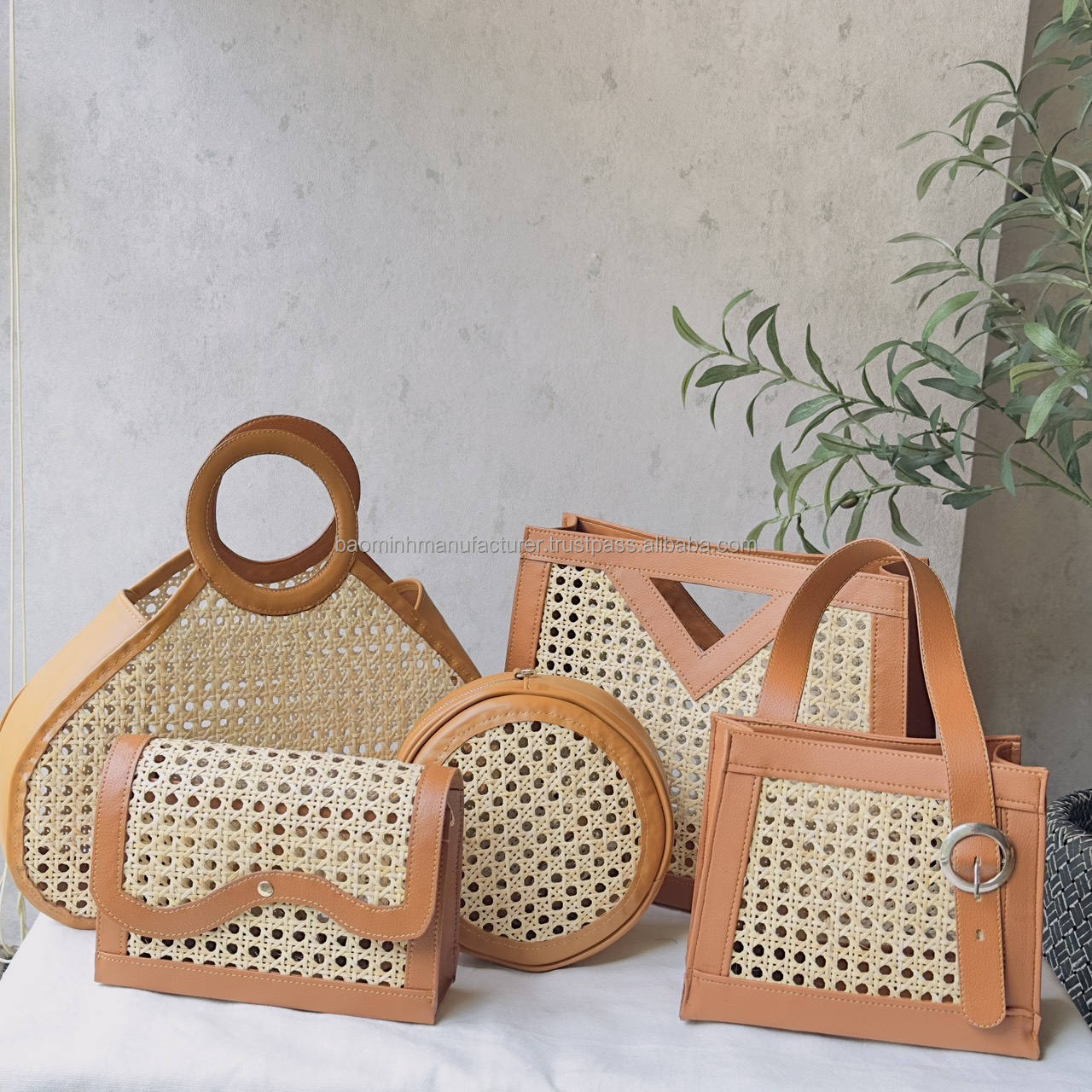 สีน้ำตาล