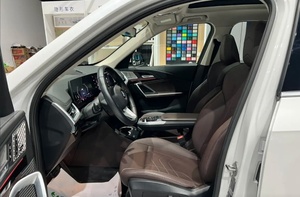 SUV Pequeño X1 <span class=keywords><strong>2022</strong></span> 2023 2024 XDrive25Li Edición de Lujo 4000 Kilómetros - Product Image 5