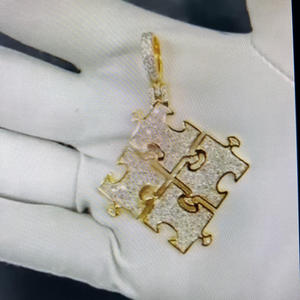 Colgante de Cabeza de León Rey de la Selva con Corte Esmeralda, Chapado en Oro Rosa, con Moissanita Transparente y Pavé de Plata de Ley 925 para Hombre, el Más Vendido y de Moda - Product Image 6